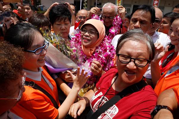 Foto-foto Deklarasi Halimah Yacob, Presiden Terpilih Wanita Pertama Singapura