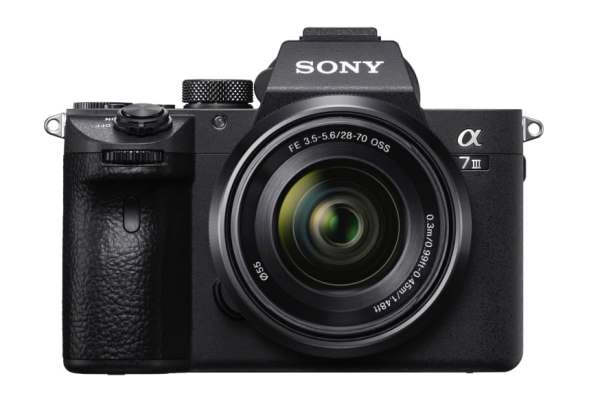 Kamera Mirrorless Full-Frame Sony A7 III : Buat Pehobi hingga Profesional