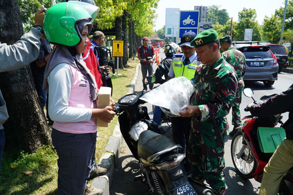 Petugas Security Tingkatkan Pengamanan di Bandara Ahmad Yani