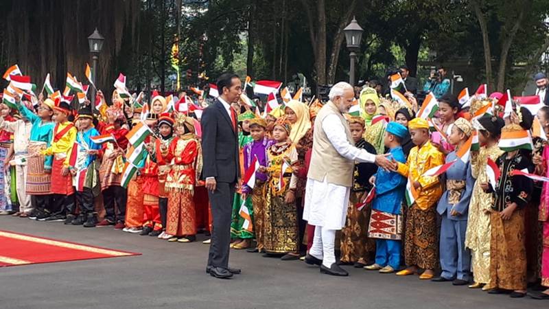 Presiden Jokowi Terima Kedatangan PM India Narendra Modi di Istana Merdeka. Ini Sejumlah Fotonya