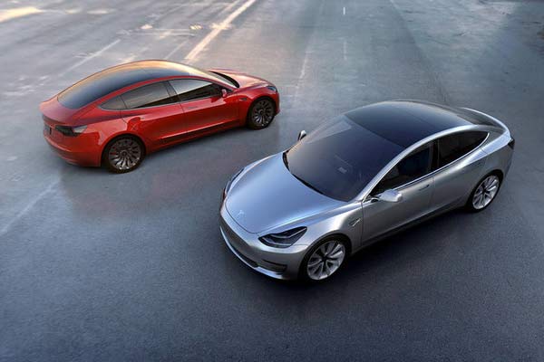 Era Mobil Listrik, Ini Penampakan Tesla Model 3