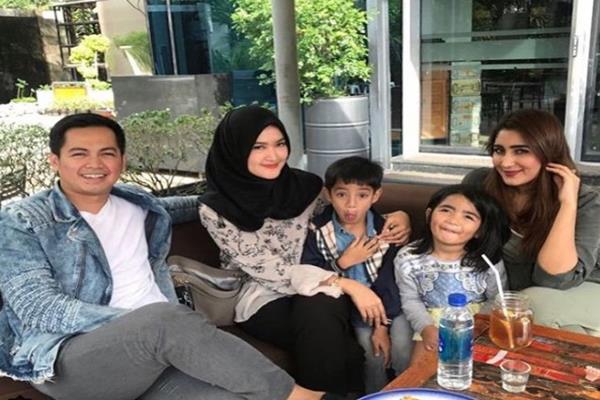 Akrabnya Tommy Kurniawan & Istri, serta Mantan Istri