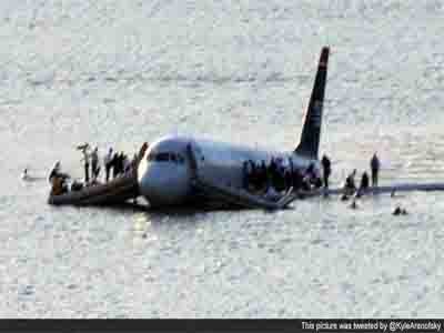 Pesawat TransAsia Airways Jatuh di Sungai Keelung Taiwan, 10 Penumpang Tewas