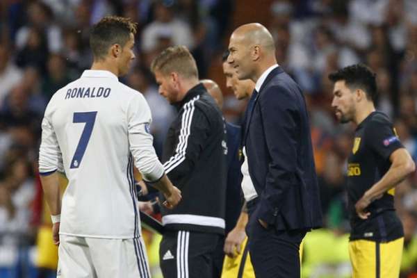 LIGA CHAMPIONS: Juventus vs Real Madrid, Ini Komentar Zinedine Zidane