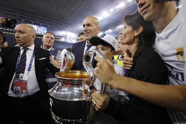 Ini Pengakuan Zinadine Zidane Mundur