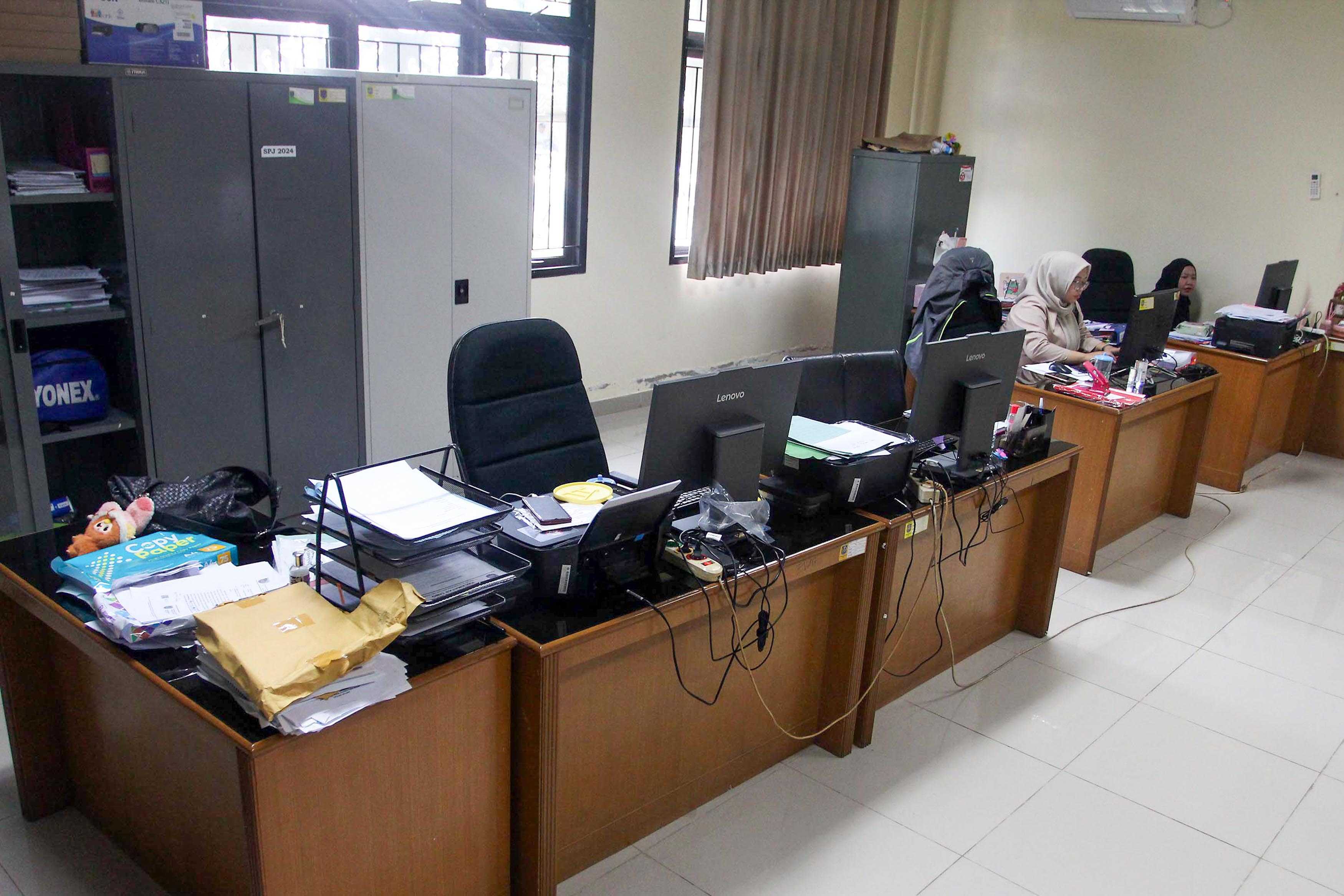 Foto-foto Suasana Jum'at Perdana WFH ASN Hari Ini, 10 April