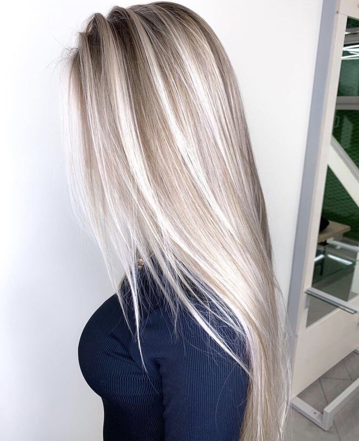 warna rambut yang bagus (platinum blonde)
