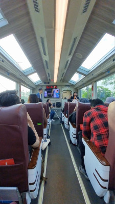 Sensasi Nikmati Perjalanan Kereta Panoramic Jakarta Bandung