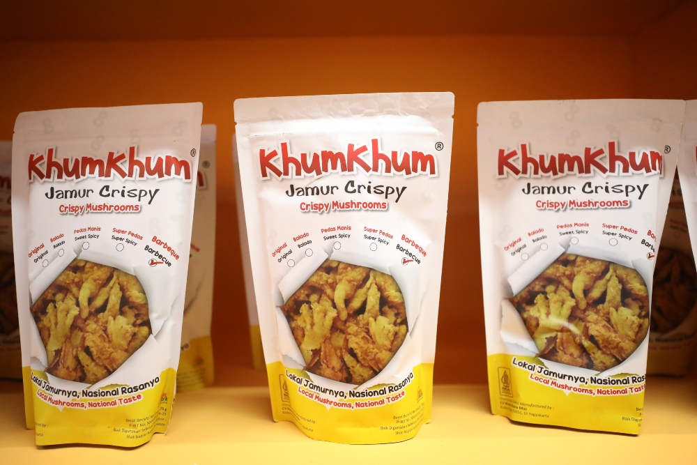 KhumKhum Jamur Crispy, Olah Jamur Berlebih menjadi Bisnis Camilan Bernilai Tinggi