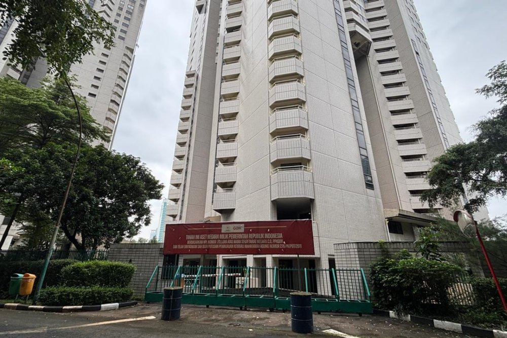 Suasana Kawasan Hotel Sultan dan The Sultan Residence pada masa Sidang Annmaning atau tegurang pengosongan, Senin (9/2/2026). - BISNIS/Alifian Asmaaysi