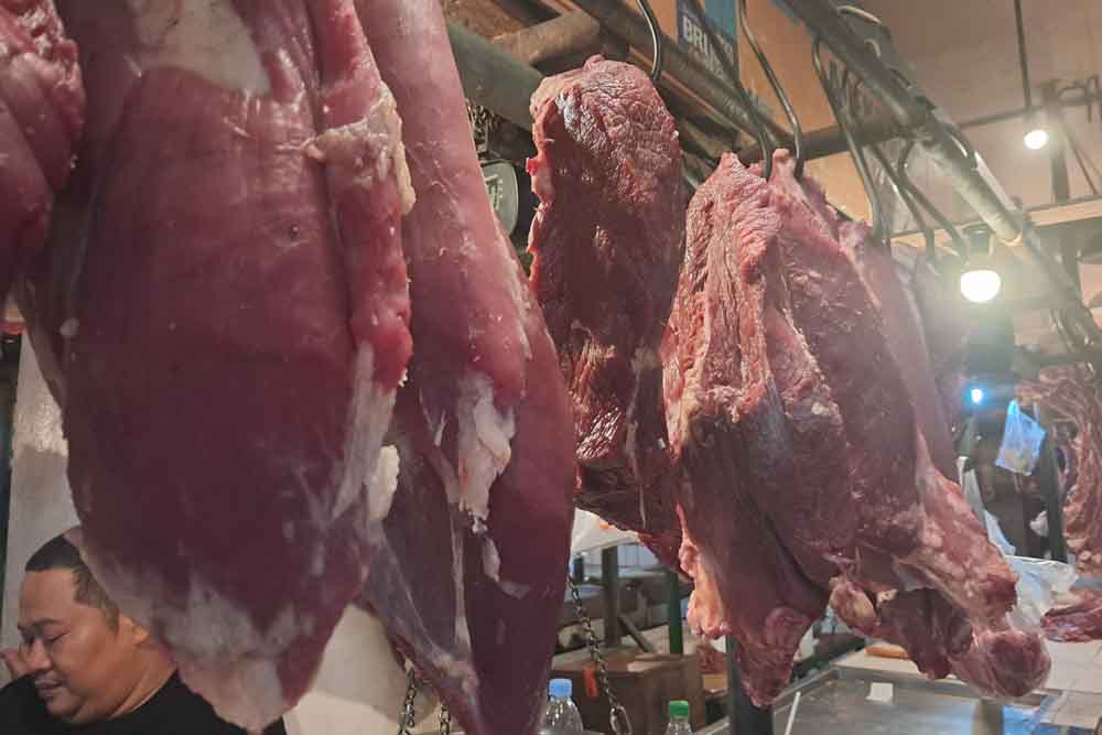 Daging sapi di pasar