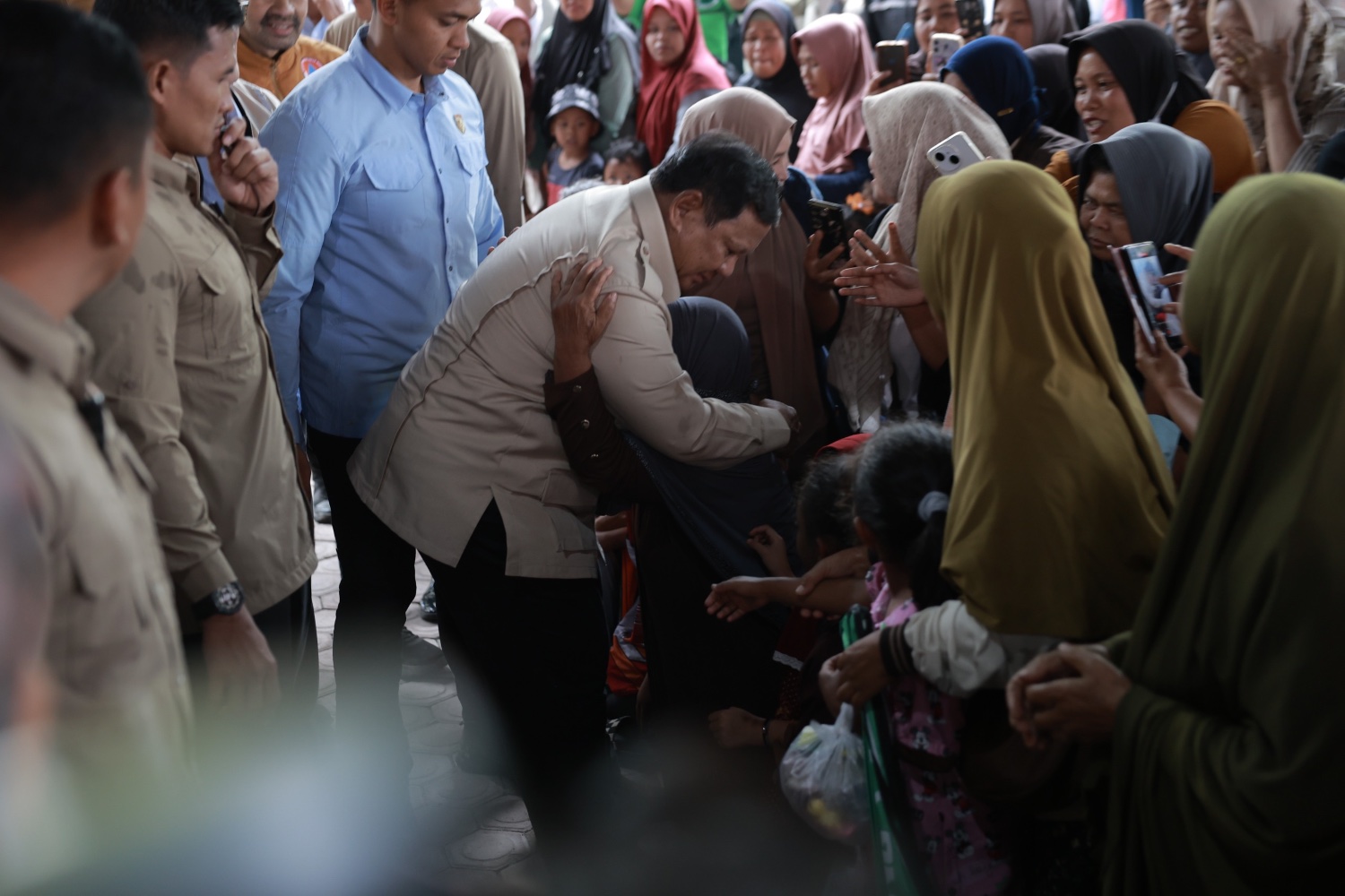 Bantuan Logistik Mulai Teratasi, Perbaikan Hunian Kini Menanti