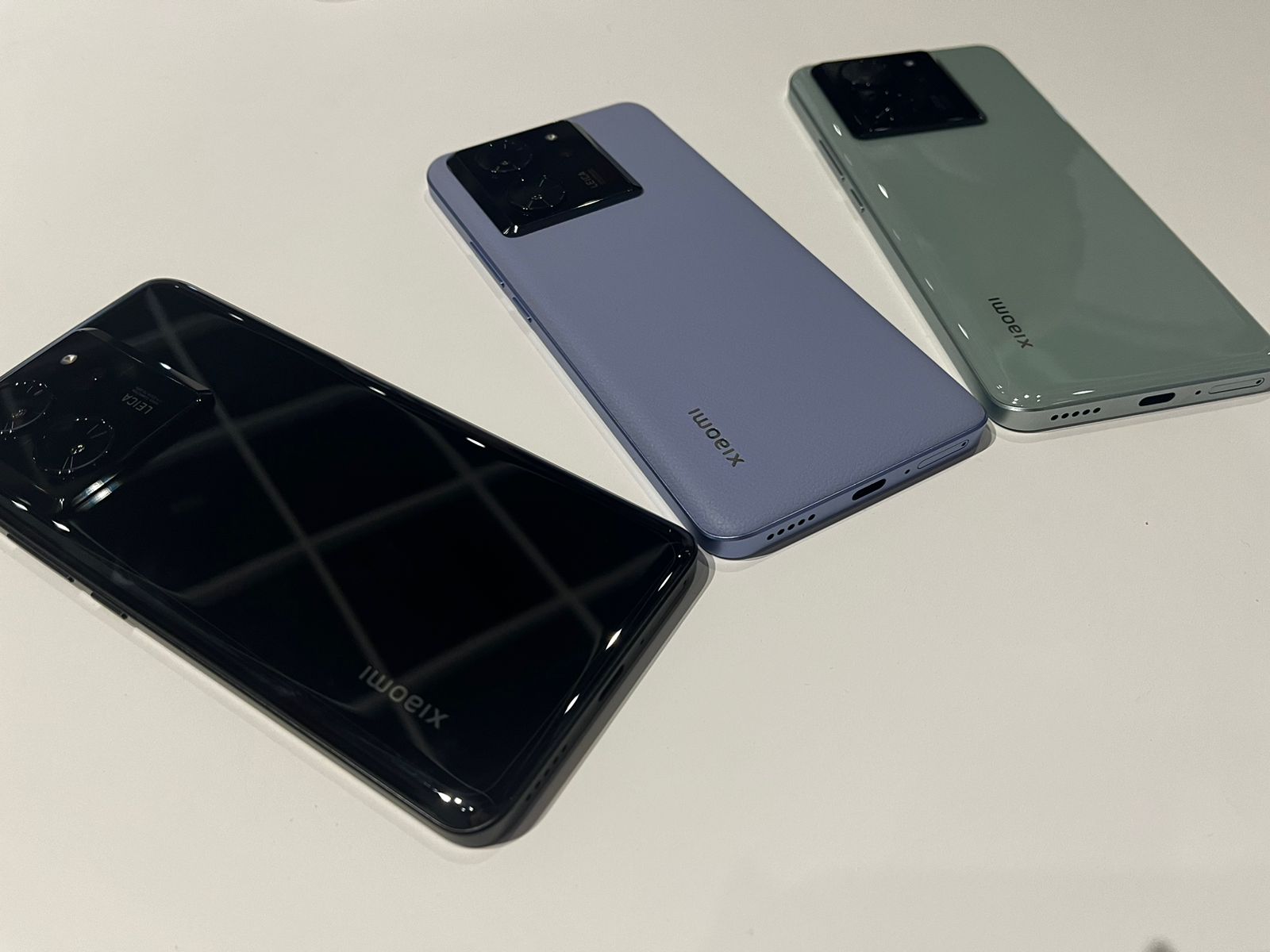 Tiga varian warna smartphone Xiaomi 13T