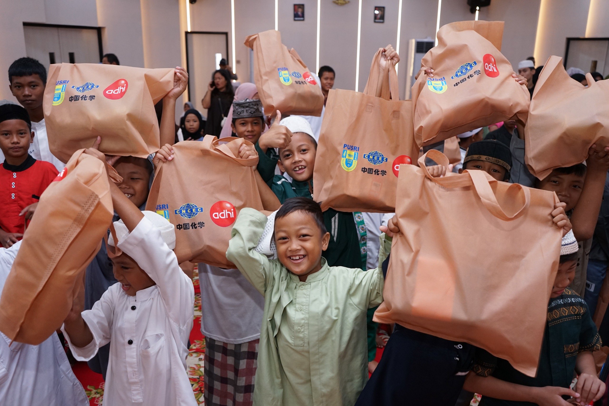 PUSRI Gelar Do’a Bersama 250 Anak Yatim Kampung Sehati