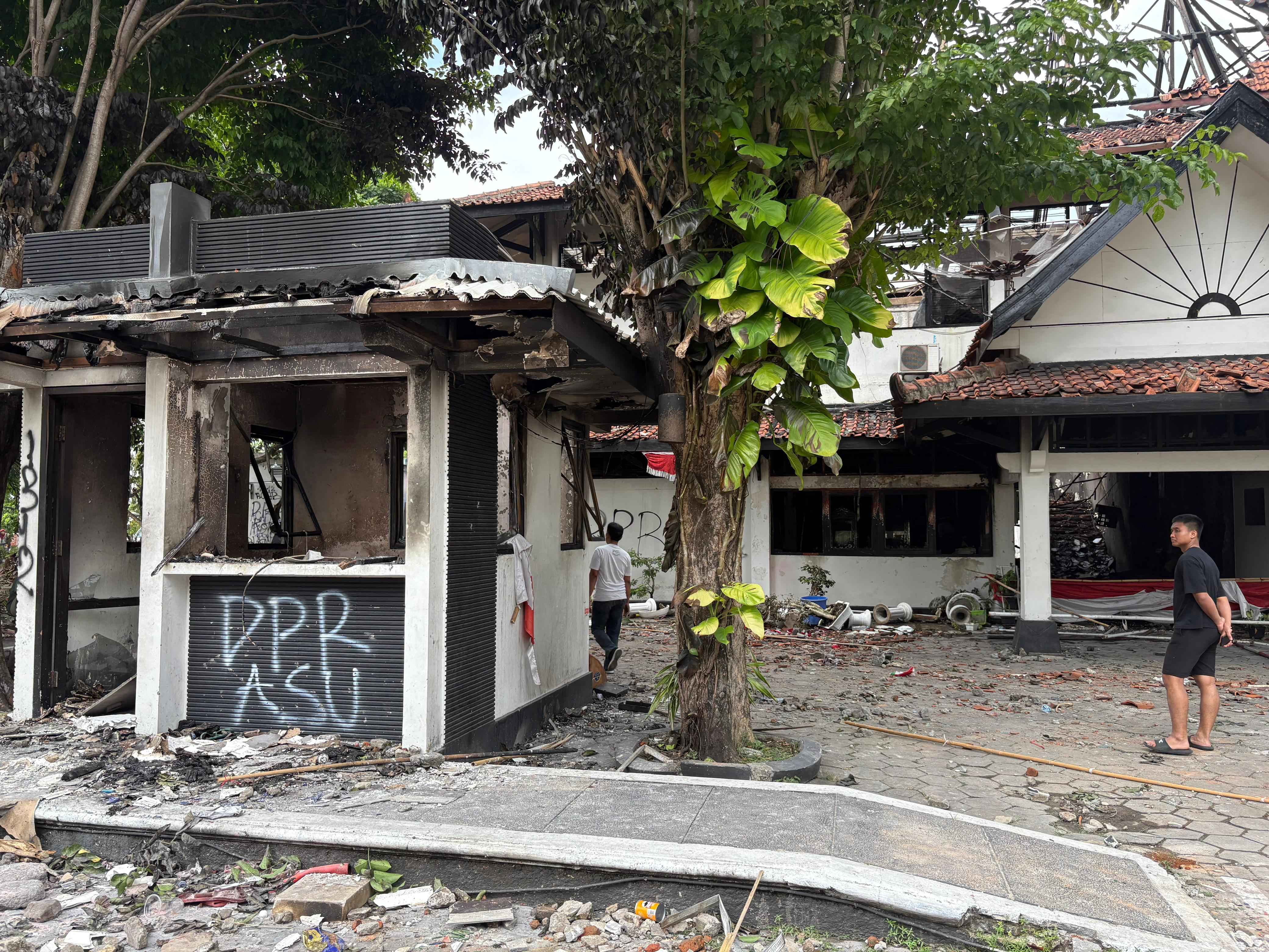 Foto-foto Kerusakan Gedung DPRD Solo Pasca Demo pada Jumat (29/8/2025)