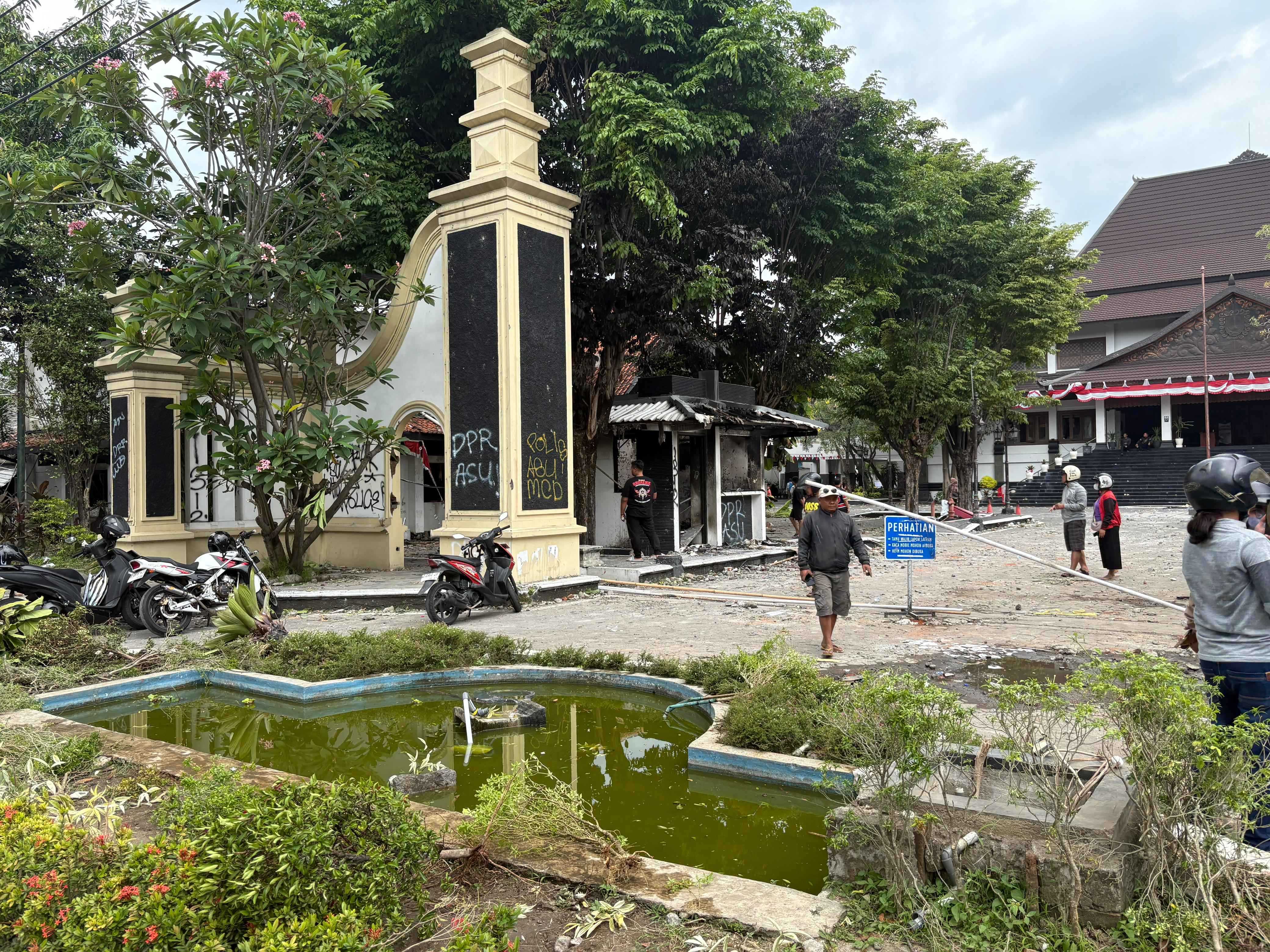 Foto-foto Kerusakan Gedung DPRD Solo Pasca Demo pada Jumat (29/8/2025)