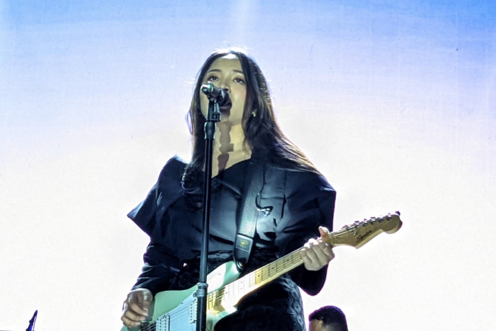 Rayakan Pesta Musik Kekinian Bersama Vierratale, Bernadya, dan Hindia di Malang