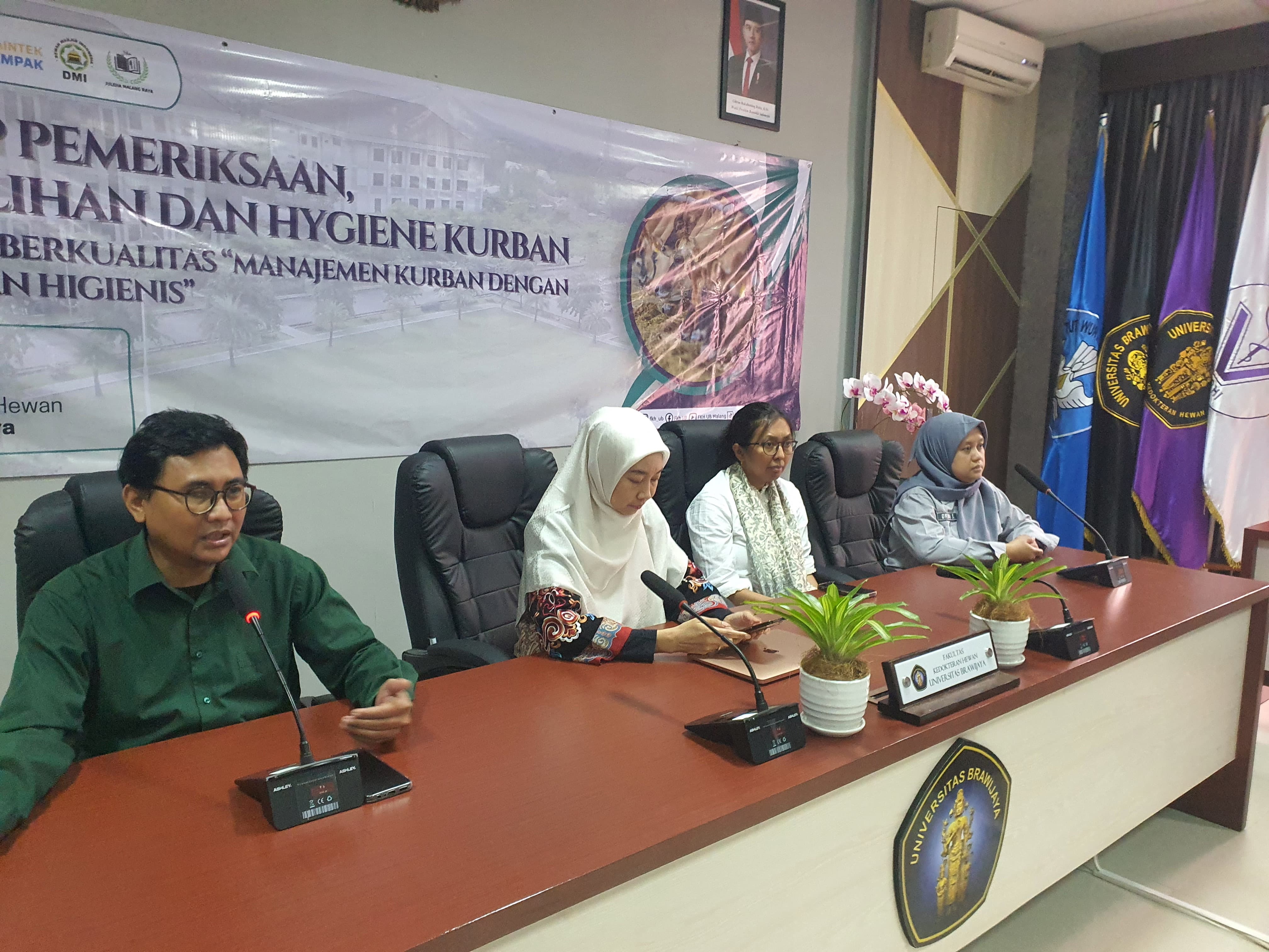 Kawal Kurban Sehat, Universitas Brawijaya Terjunkan 916 Mahasiswa & 65 Dosen Dampingi Masyarakat