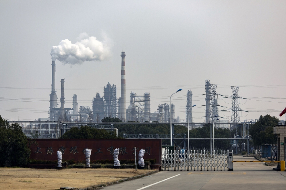 Ilustrasi pabrik petrokimia