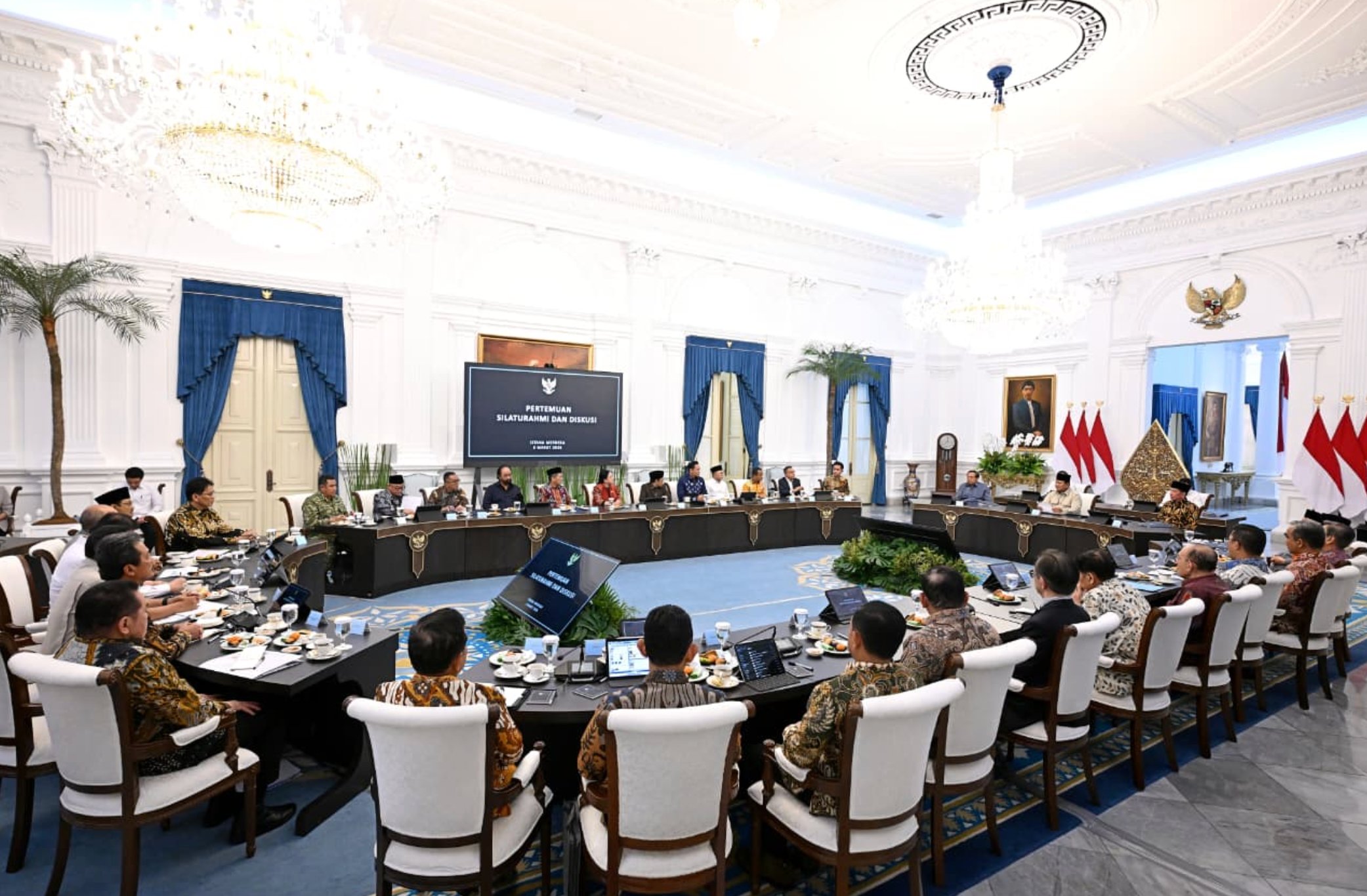 Makna Pertemuan Prabowo dengan Elite Parpol dan Mantan Presiden di Istana