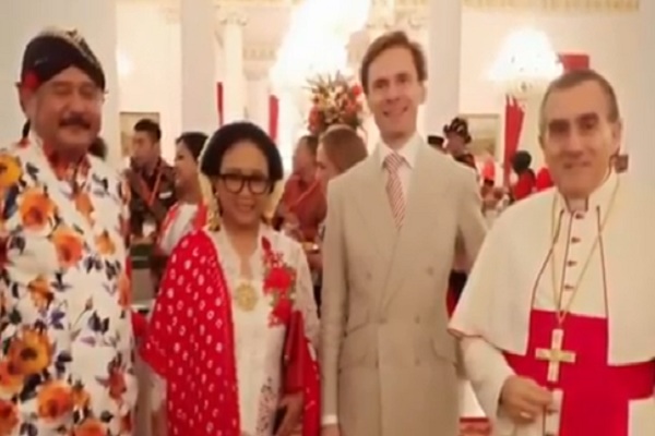 5 Gaya Srikandi Jokowi di HUT Kemerdekaan ke-74 RI