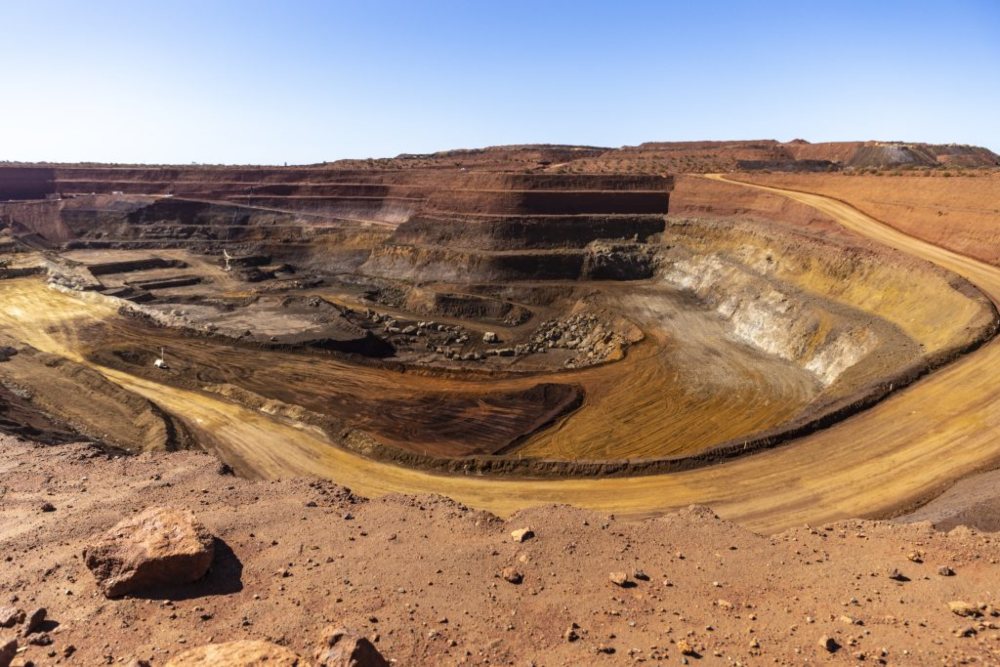 Tambang logam tanah jarang Mount Weld/Lynas Corporation