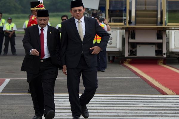 Gaya Ahok Saat Bersalaman dengan Raja Salman