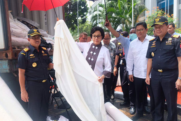 Sinergi Bea Cukai, Polri, PPATK, Ditjen Pajak Dan Itjen Kemenkeu Bongkar Penyelundupan Tekstil